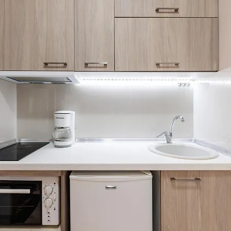 Aristotle Spot, View By Binobi! *